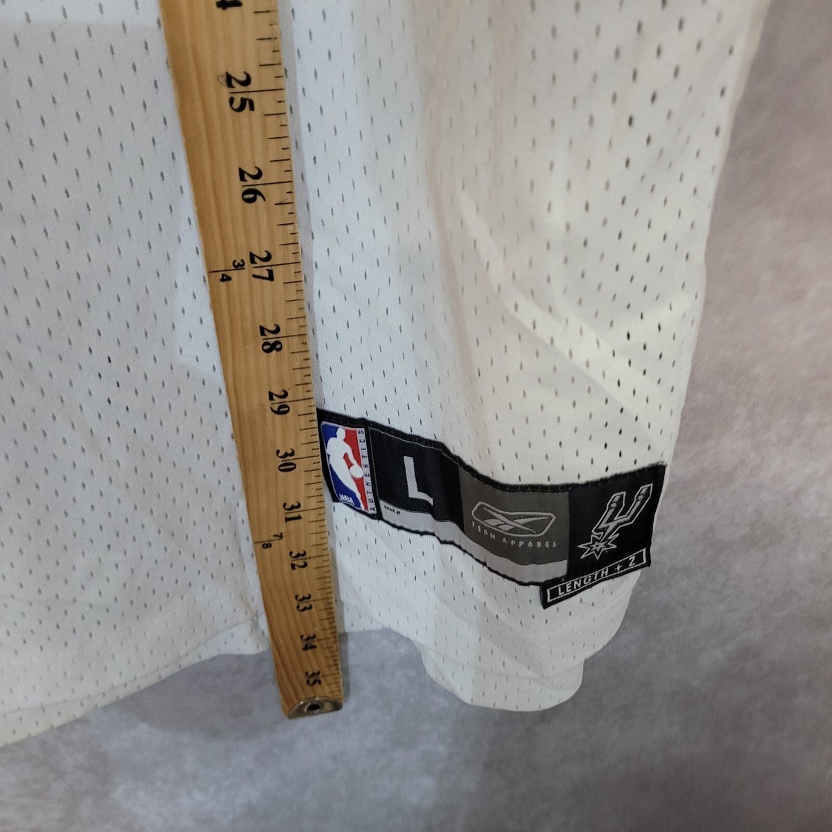Vintage Reebok NBA San Antonio Spurs Tim Duncan 21 Swingman