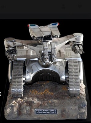 ULTRA RARE HCG TERMINATOR HUNTER KILLER TANK MAQUETTE T2 NEW SEALED #9107
