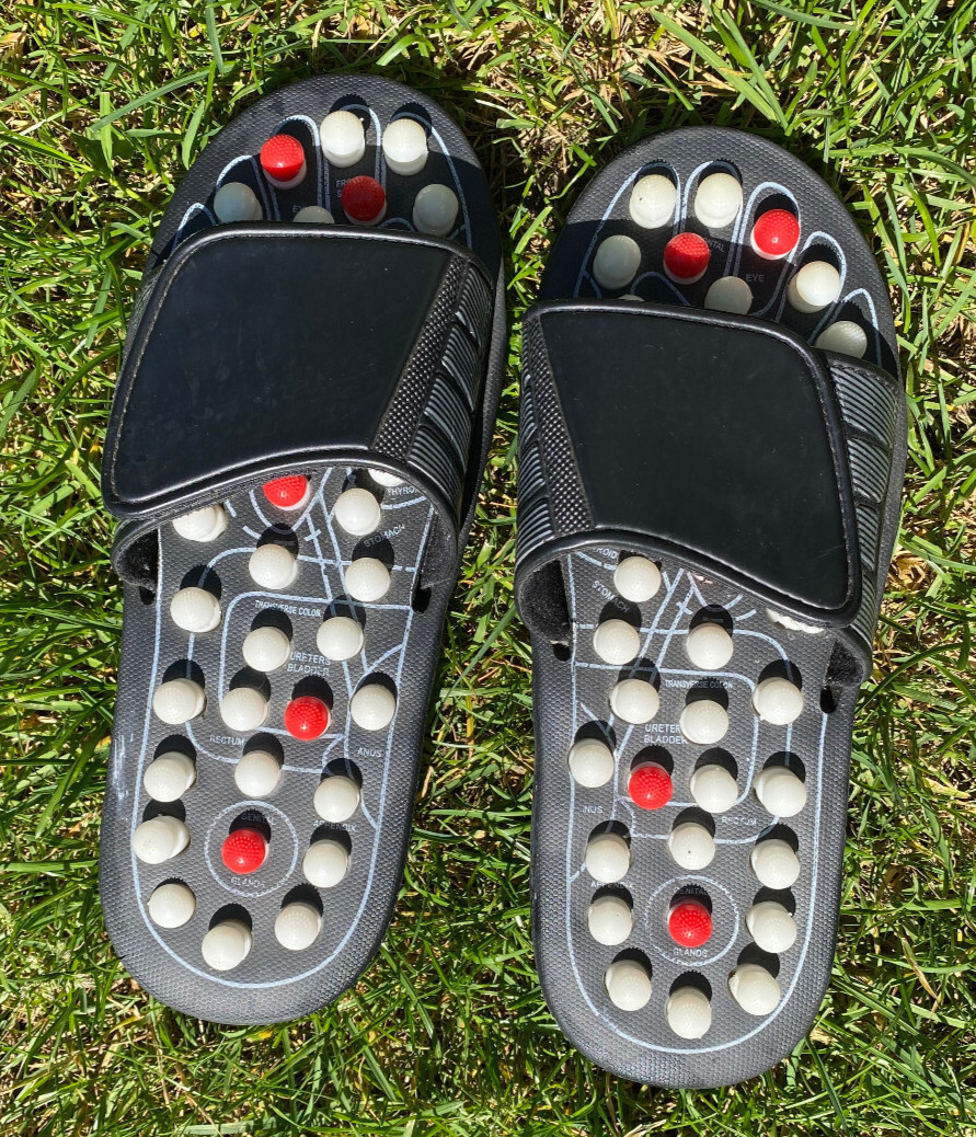 Magnet Therapie Massage Schuhe Fußreflexzonen Akkupressur / Gr 42,43 Sandalen