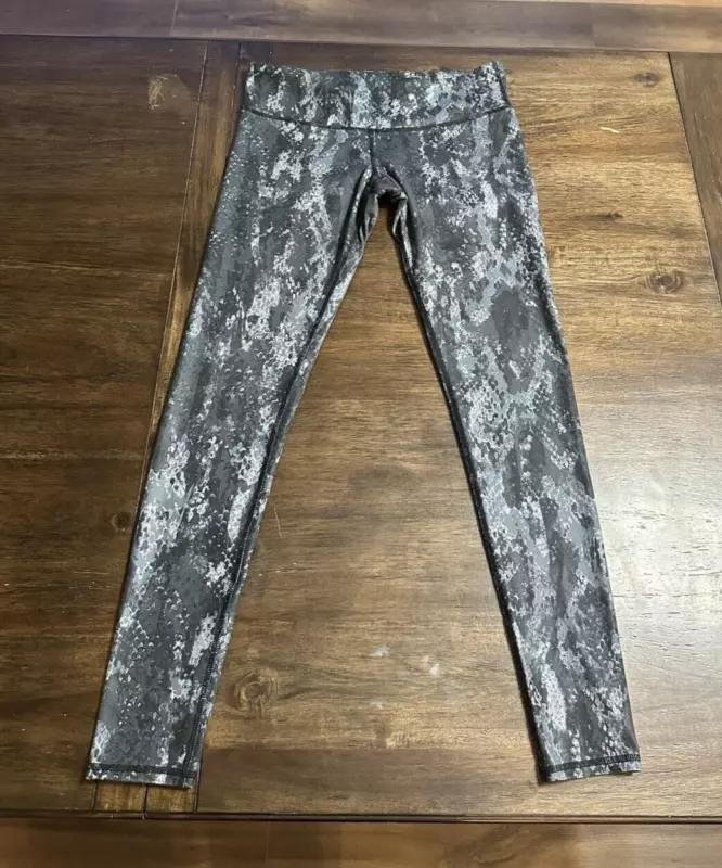 alo-yoga snake full length active workout leggings