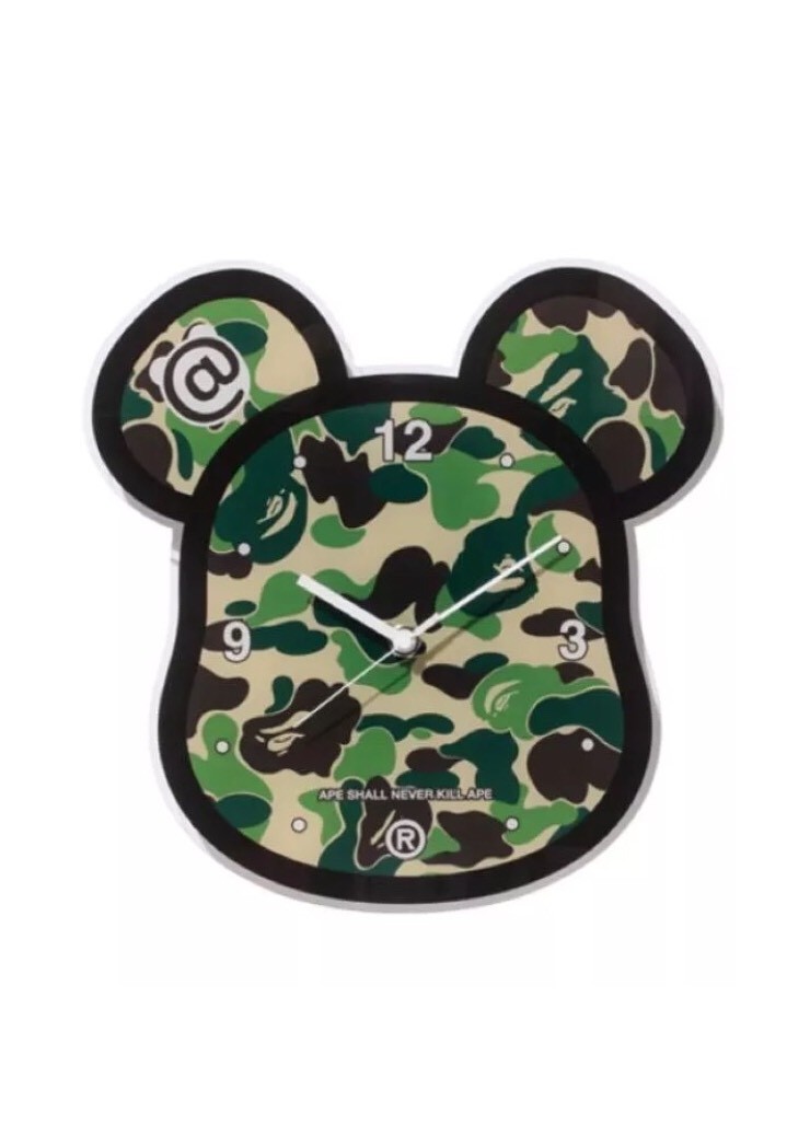 BAPE Be@rbrick ABC Wall Clock Green Camo a Bathing Ape Medicom Toy