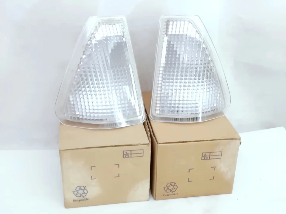 Juego Indicador Luz Intermitente Renault R18 Transparente Izquierda y Derecha - NUEVO - Taiwán Foto 3 de 4