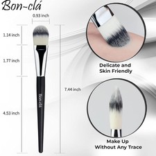 NEW in Box Flat Round Foundation Brush Soft Bristles Makeup Tool