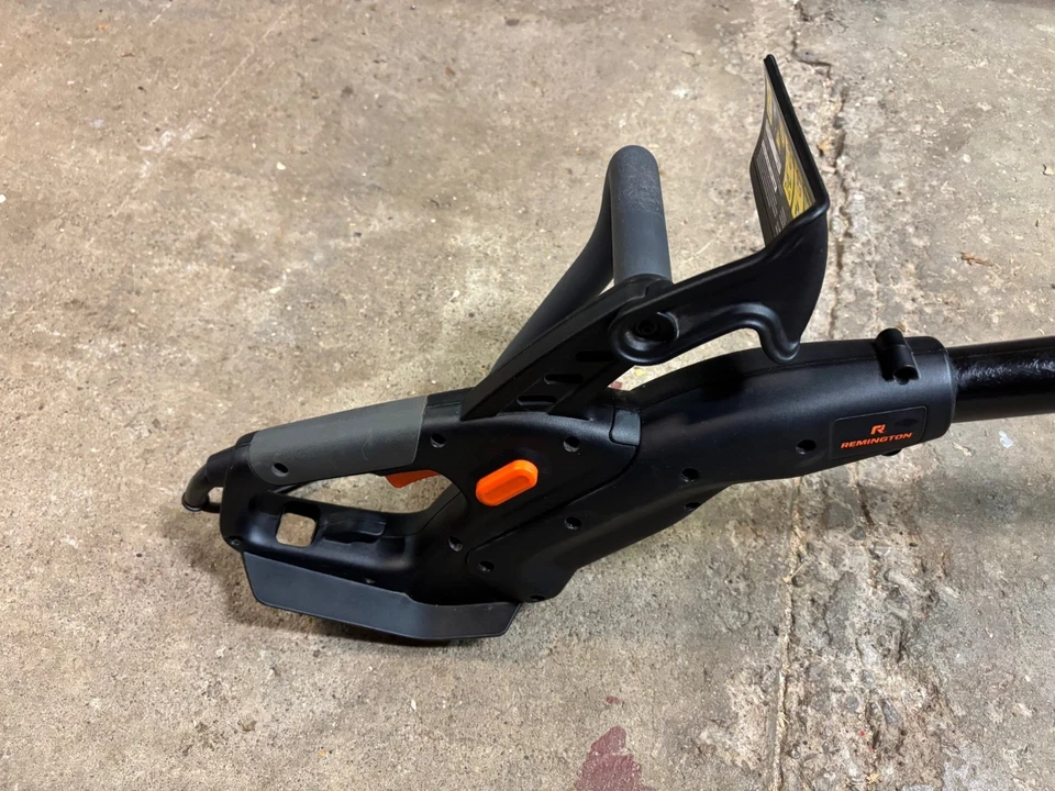 Remington Electric Pole Trimmer X condition - Image 3 of 3