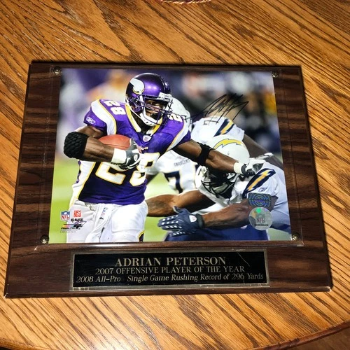 Adrian Peterson Autographed Vikings NFL Football 8x10 Photo Framed Plaque Signed