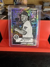 2021 Topps Chrome Platinum Anniversary / José Berríos No. 260 B&W Mini Diamonds