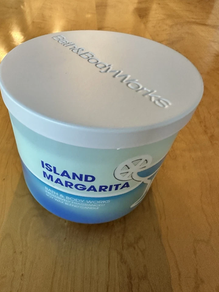 New Bath & Body Works 3-Wick Scented Candle - Island Margarita No Box - Image 3 of 3
