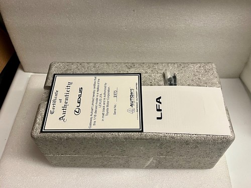 Autoart Signature 1/18 - Lexus LFA (Matt Black) Scale Diecast 78832 HTF NEW!!! - Picture 5 of 9