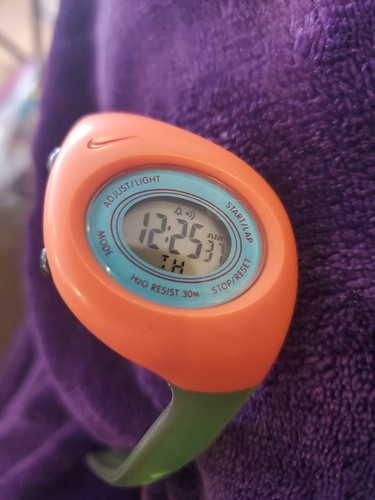 RARE Y2K Original Vintage NIKE Coral Green RUNNING MAN TRIAX Digital Watch.