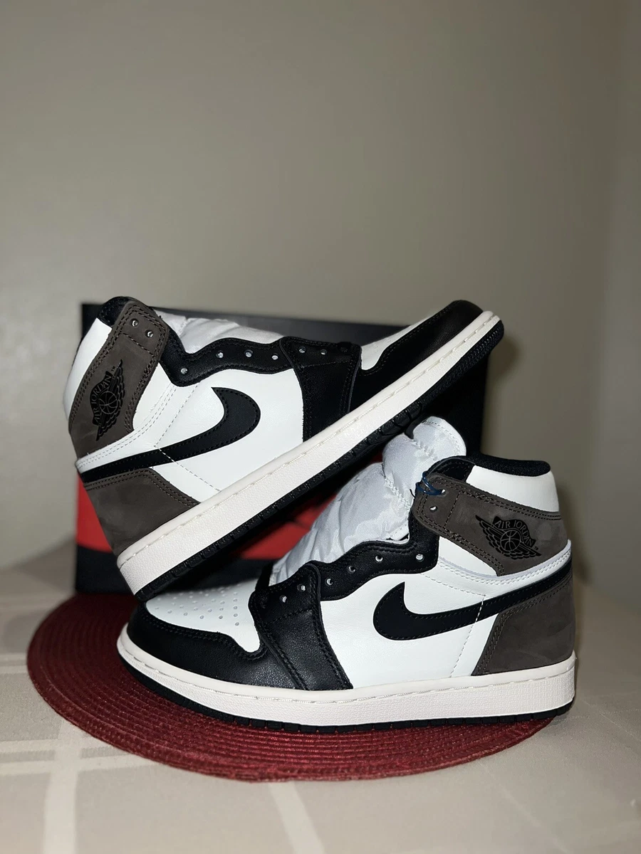 Brand New Men s Nike Air Jordan Retro 1 High Dark Mocha Size 7 eBay
