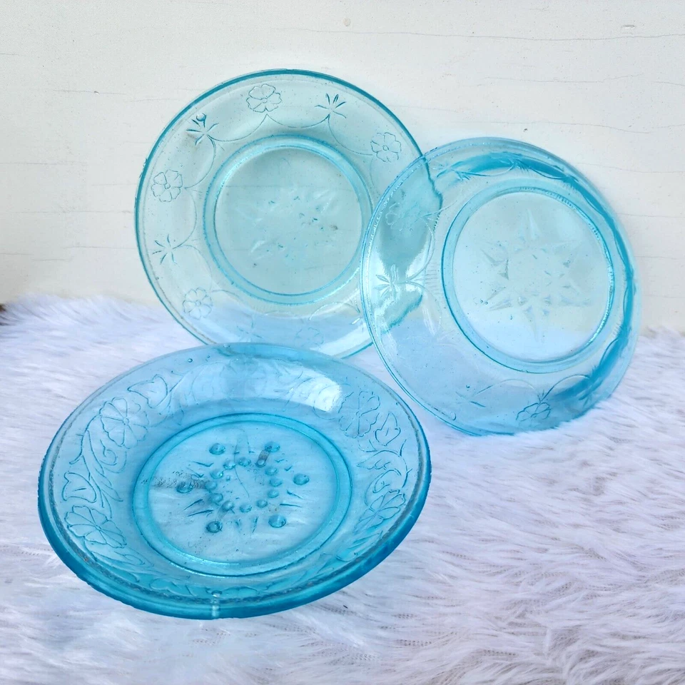 Hermoso diseño vintage de cristalería con placa de vidrio azul coleccionable de la década de 1930 3 piezas GL109 Foto 3 de 4