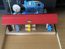 33368 Brio Wooden Train Platform Thomas 