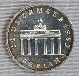 20 MARK DDR 1990 BRANDENBURGER TOR 625er SILBER