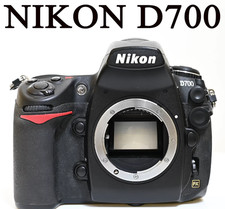 Nikon D700 12.1 MP Digital SLR Camera Black English Language -95 NEW