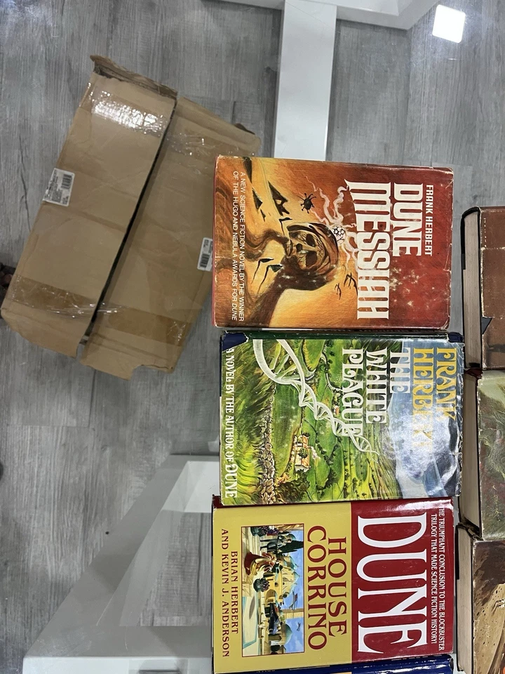 Collection Of Books .Frank Herbert ,Brian Herbert and Kevin J. Anderson Foto 4 de 4