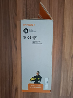 FireAngel FP1740W2-R Pro Allarme Termico Intelligente Per Cucina – Connesso, Alimentazione Di Rete E Batteria Di Scorta, 10 Anni Di Sicurezza