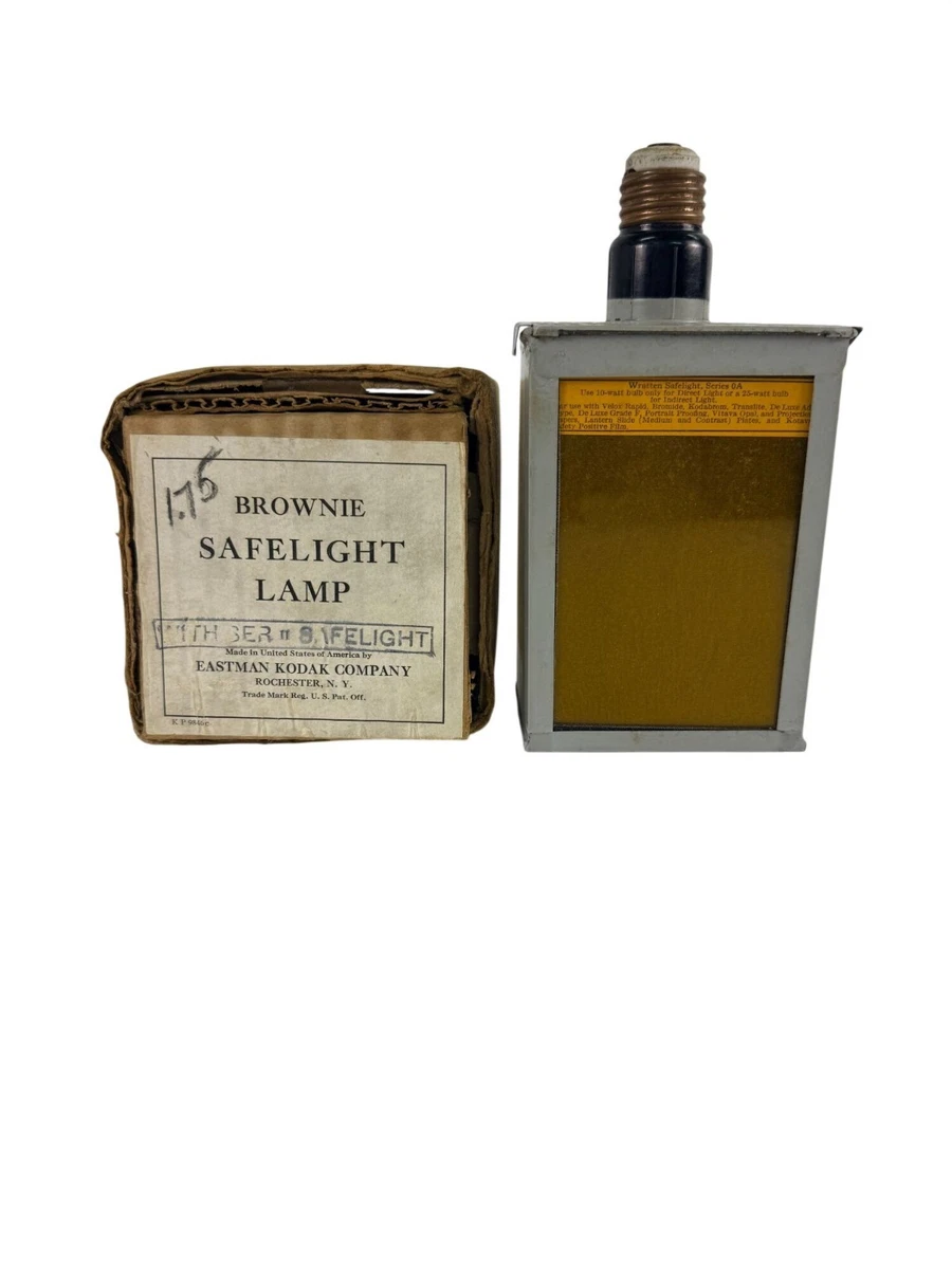 Lot #147 Mixed Lot Vintage Kodak Darkroom Lamp Model A Plus Extension