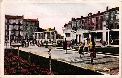 Old postcard St-ÉTIENNE - Le Jardin d'enfans de Raspail (294291)