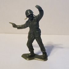 1960's Louis Marx WW2 World War 2 II Green American USA Toy Soldier 60MM Figure
