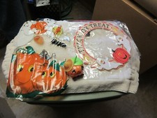 Halloween , Trick or Treat Wooden Wall Wreath , Small Pumpkin , Decals ,Vintage