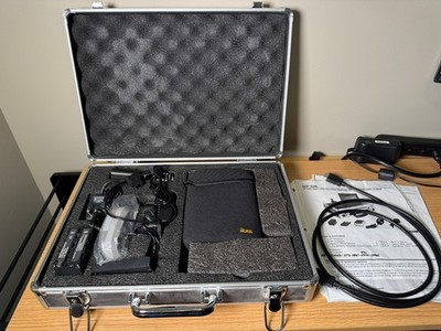 IKAN D7-DK Field Monitor Deluxe Kit 3G SDI 7in Field Monitor Cinema Screen Mint!