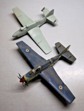 (B1) Possible Airfix, Frog Penguin, Skybird - 2 Gannets 1 is for identification