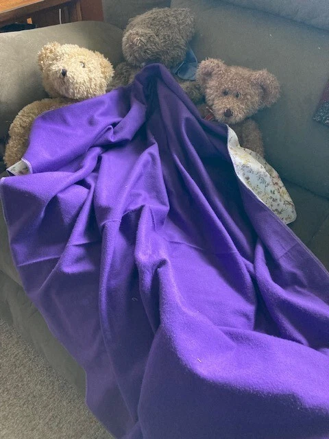 Manta de franela hecha a mano para bebé, flores, púrpura, suave, amarillo Foto 2 de 4