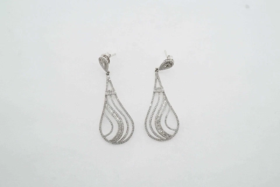 2.50TCW Diamond Dangle Earrings G-H I2 14k White Gold - Imagem 4 de 4