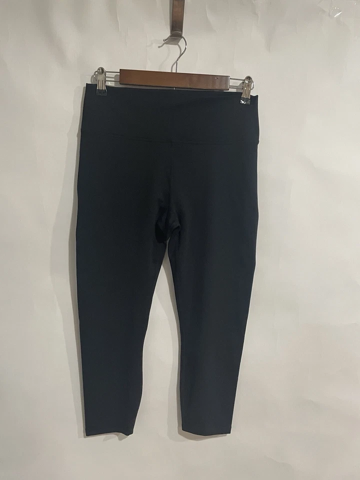 Power Hold Hecho por Fabeletics Crop-capri-s Negro Talla L Foto 2 de 4