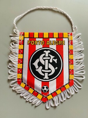 Objets de collection sur le football nice