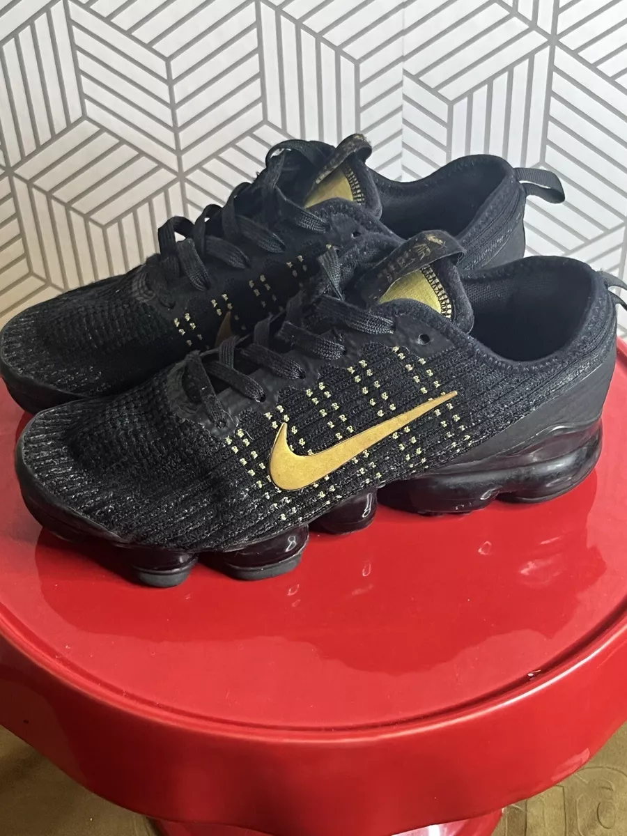 Gold hotsell vapormax kids