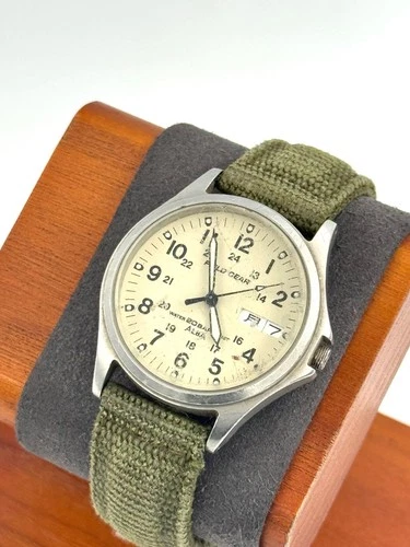 Vintage seiko alba field gear 33mm Men Quartz Watch for Parts not working -f1291