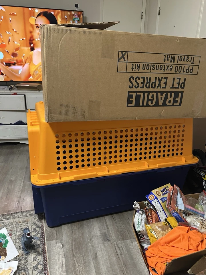 IATA Airlines Approved PP90/PP100 Dog Crate 52x31x33/52x31x39 Inches With Mat. - Image 3 of 4