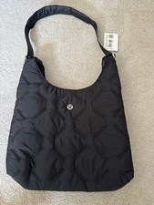LULULEMON Bag Quality Pleasures Shoulder Bag Mini Black BNWT