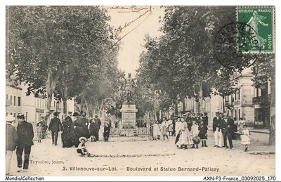 AXNP3-0289-47 - Villeneuve - Boulevars Und -statue Bernard-Palissy