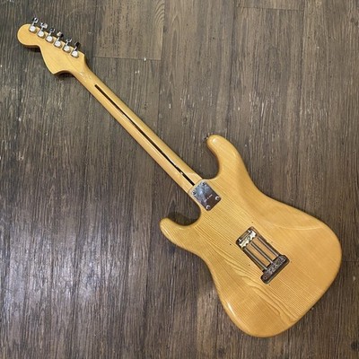 ギター EL MAYA Artist model Stratocaster 1970s El Maya artist model Stratocaster 1970s Vintage Model White