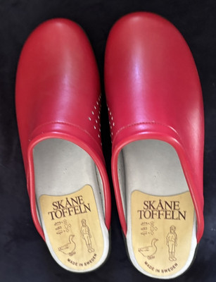 Skane Toffeln Swedish Clogs Size 44 EU (12.5 US) Red NEW