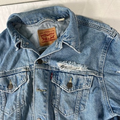 Levi Strauss Denim Trucker Jacket Mens Size L Light Wash Good Distressed Rip