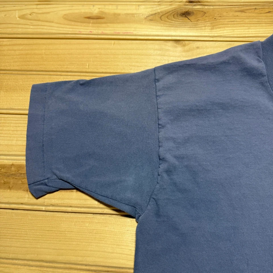 Vintage 90s Walker Art Center Closed Mondays Single Stitch T-Shirt USA - Large - Image 3 of 4