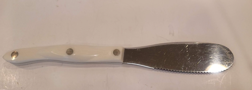 Cutco Spreader 1768 JB Made In USA Olean New York White Pearl Handle Serrated - Picture 2 of 4