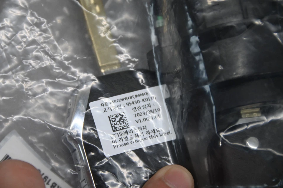 NUEVO 2020-2022 KIA SOUL SUB SET BLOQUEO DE DIRECCIÓN ENCENDIDO Y DOS LLAVES 81900-K0J00 OEM Foto 4 de 4