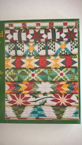 SunsOut 1000 Jigsaw Puzzle STACKED Christmas Quilts Quilting Rebecca Parker NEW! - Picture 5 of 20