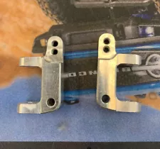 Traxxas Nitro Rustler New Era Aluminum Caster Block Set,New Old Stock,Set of L&R