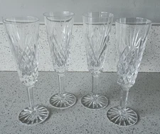 Set of 4 Vintage TYRONE Irish Crystal Champagne Flutes Glasses  8 1/4"