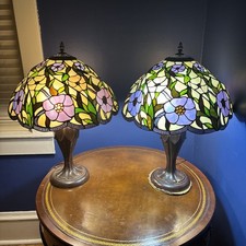 Stained glass Tiffany reproduction lamp shade and base