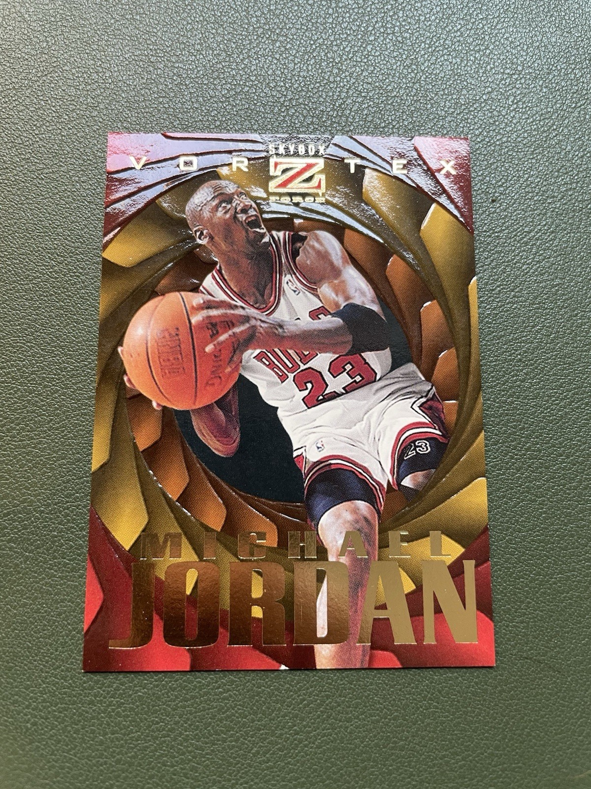 1996-97 SkyBox Z Force Vortex Michael Jordan #5 Chicago Bulls Rare 90's Insert!