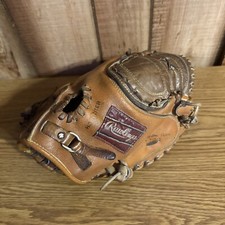 Rawlings RCM30 Lite Toe Right Hand Throw Catchers Mitt