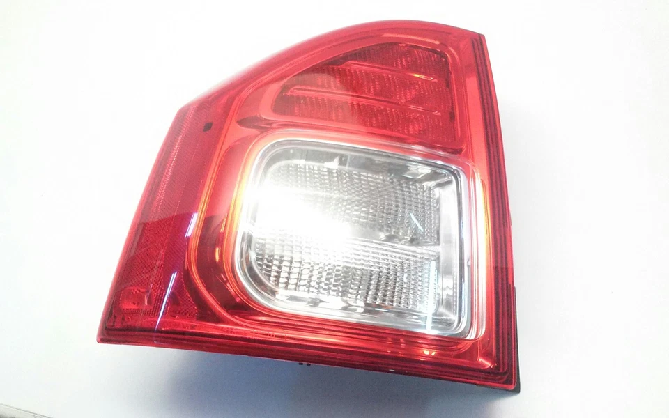 Jeep Compass 2011-2013 tope trasero giro lateral marcador luz izquierda OEM 5182543ACC nuevo Foto 4 de 4