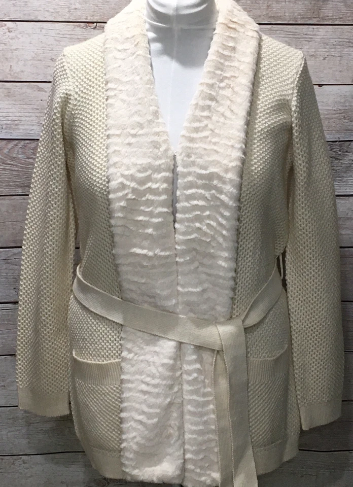 Cárdigan Dennis Basso Suéter Tejido Talla Pequeña Crema Corbata Piel Sintética Chal Cuello Nuevo sin Etiquetas Foto 3 de 4