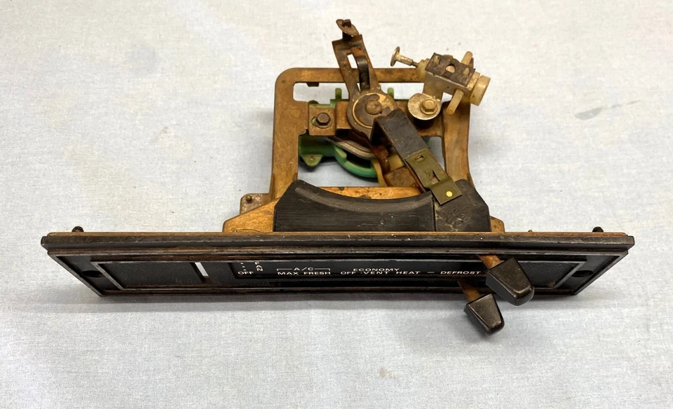 1974-75-76 FORD PINTO A/C HEATER DEFROSTER CONTROL SWITCH ASSEMBLY OEM FoMoCo - Image 2 of 4
